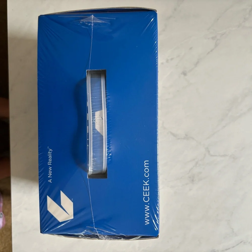 NWT! Ceek Virtual Reality VR headset